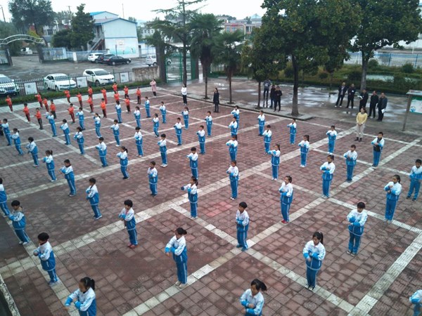 淅川县寺湾活动,寺湾镇小学阳光大课间