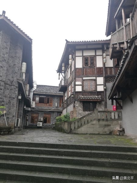 巴南区龙洲大道鱼洞老街,重庆巴南区鱼洞老街味道