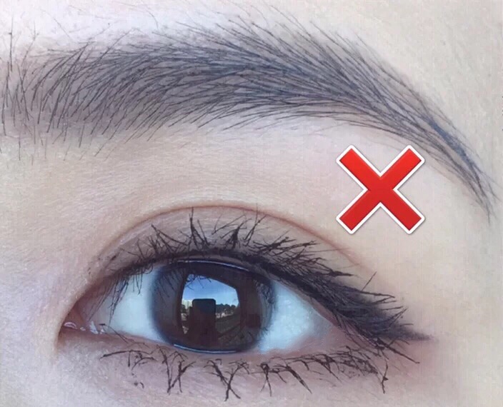 学会化妆又简单又好看,精致五官有效化妆步骤