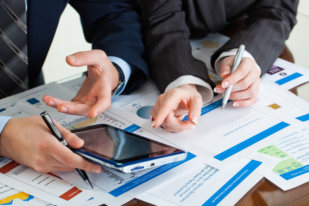 参公管理和公益一类的区别,参公和公务员哪个更容易考