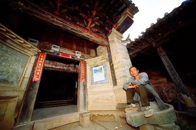 云南建水古城一座依然活着的古城,云南建水古城景点介绍