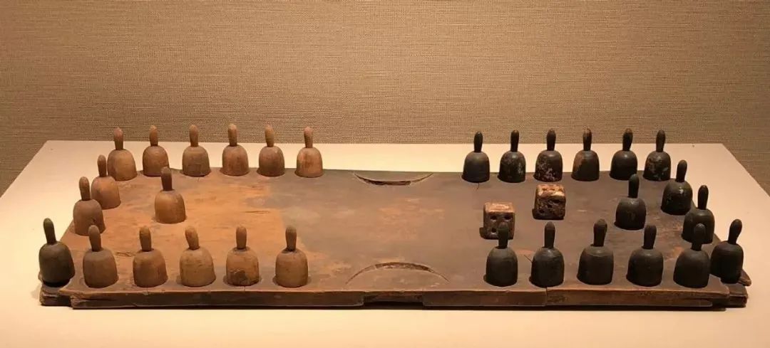 智者的游戏：古代双陆棋局