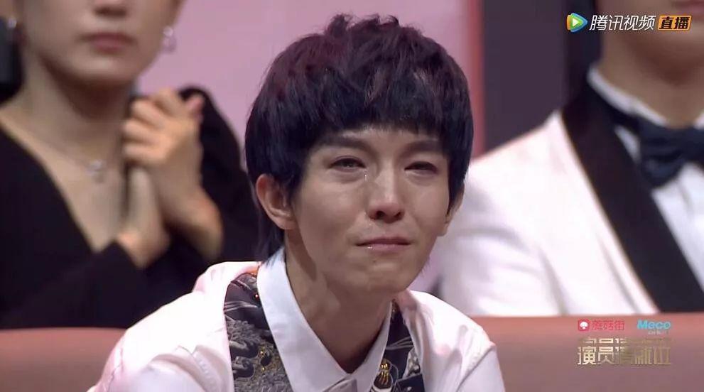 哭精视频,哭精的视频