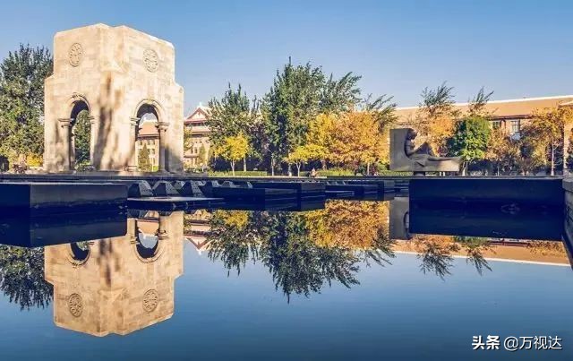 为何有的老人会说“穷河东，富河西，砸锅卖铁红桥区”？