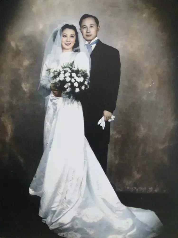 她是金庸表姐，徐志摩表妹，和一代男神的爱情堪称范本