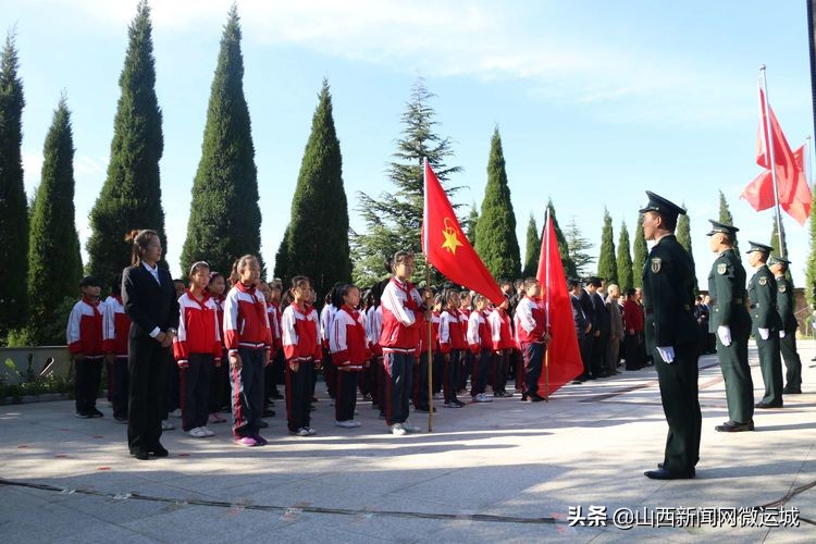 回眸成长展望新年小学一年级,双塔小学2019