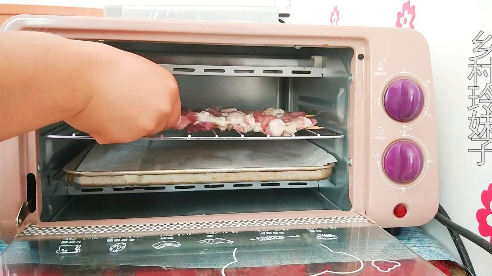 新疆人烤羊肉串为什么没有膻味,冷冻的羊肉烤羊肉串怎么去膻味