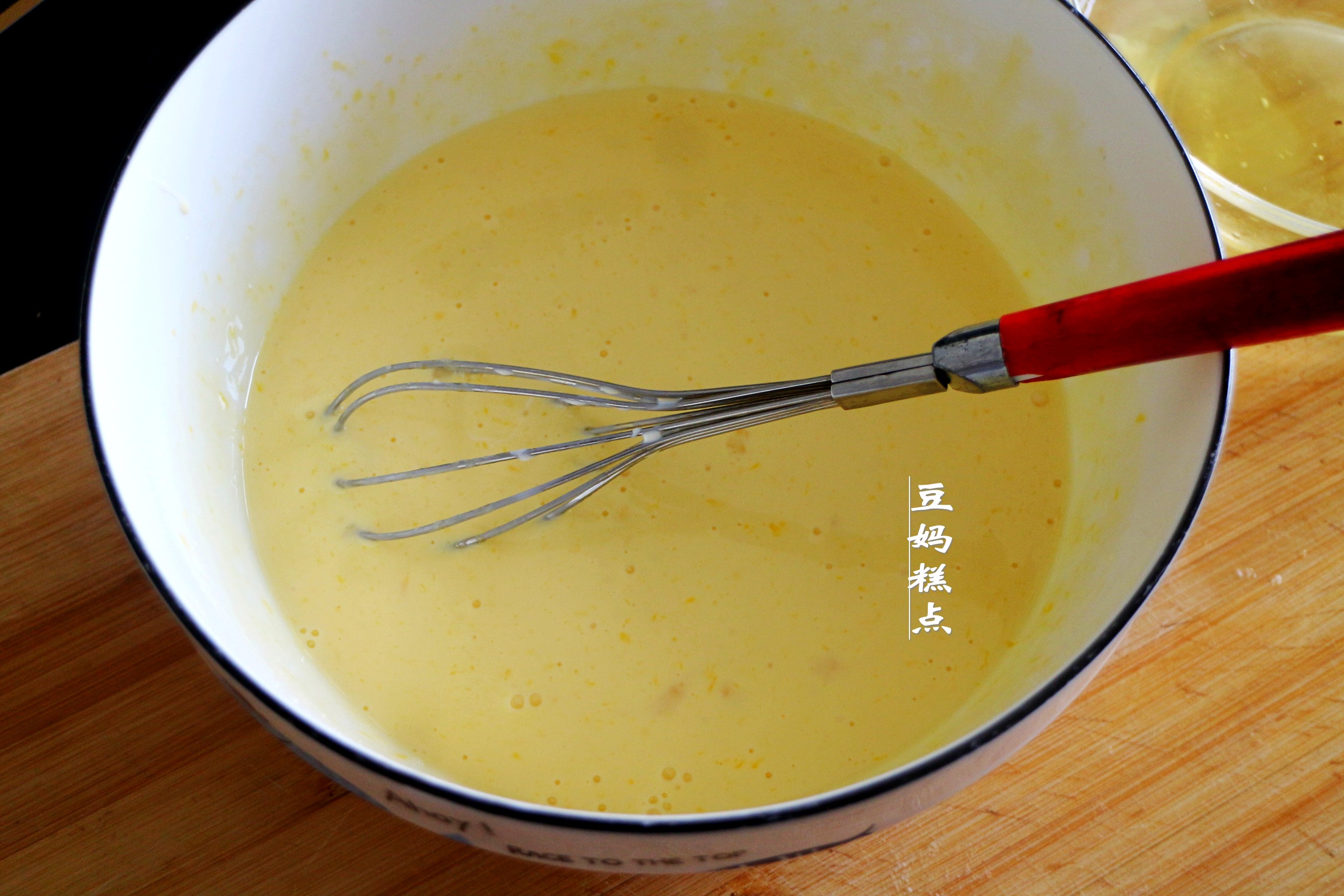 蛋挞液怎么做又酥又香又好吃,最简单的十个蛋挞液做法