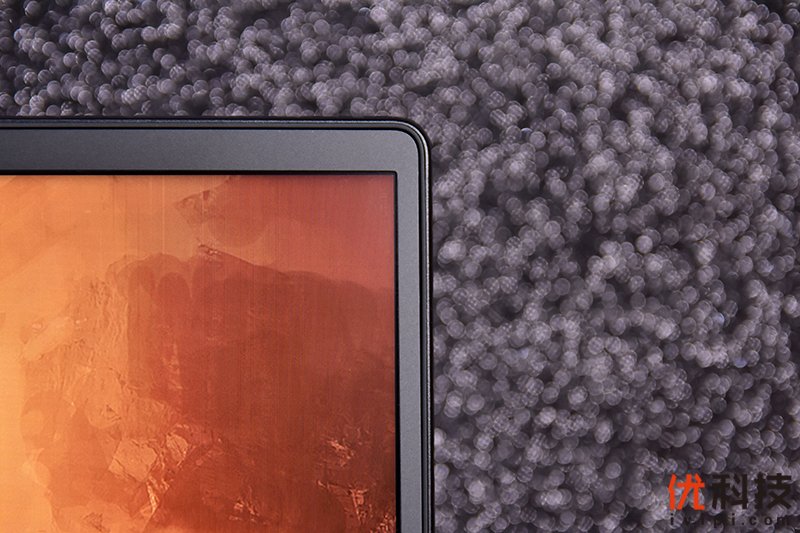 荣耀猎人v700风谷式散热,荣耀猎人游戏本v700i5款测评