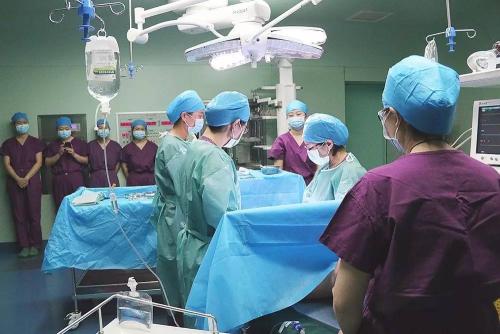 羊水栓塞是产妇死还是婴儿死,最凶险羊水栓塞