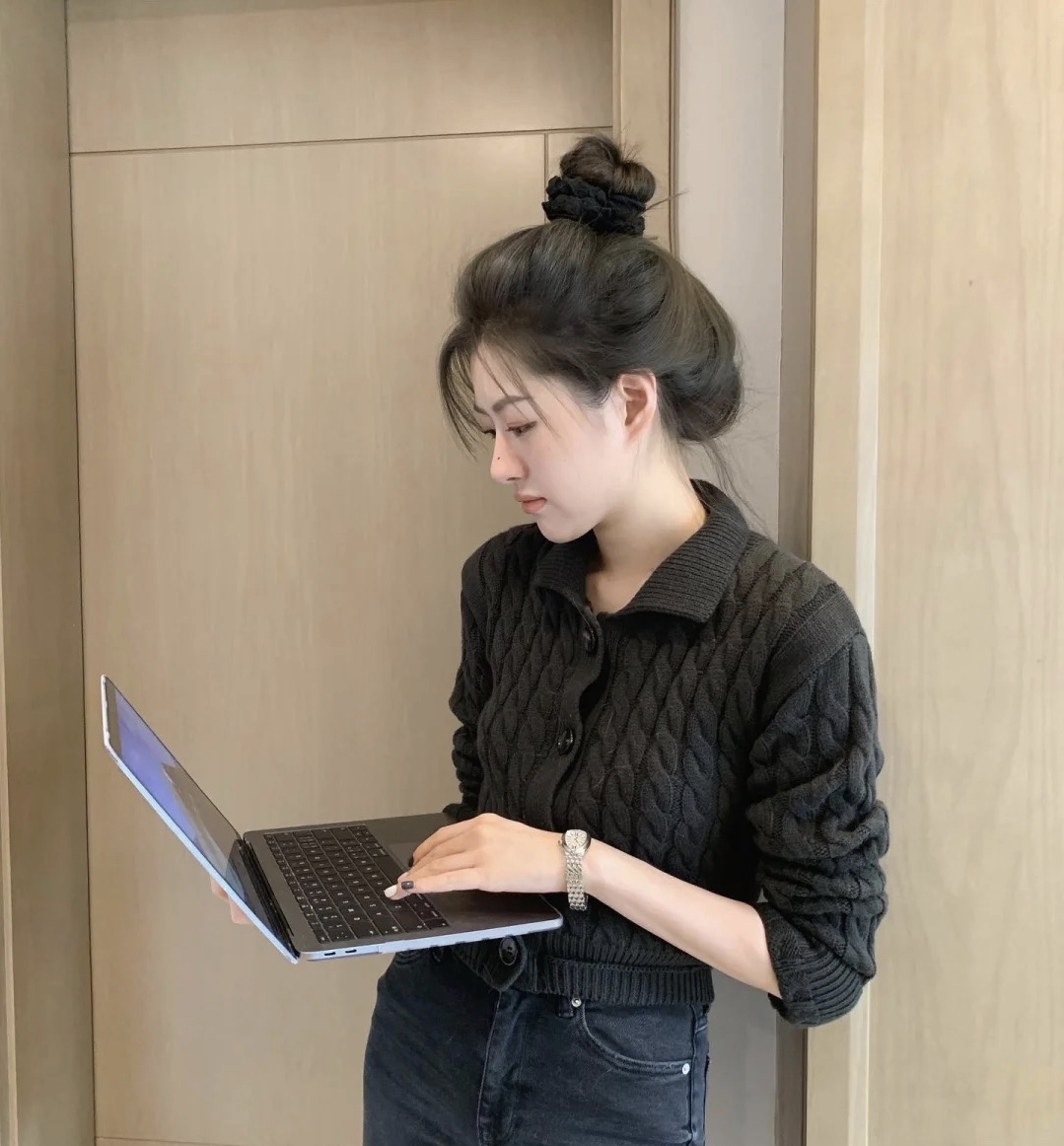 头发稀疏怎么变浓密吃什么药,头发稀疏有什么办法让头发变浓密