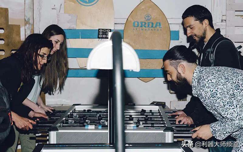 大叔打一场游戏赚钱,大叔用一块钱创业