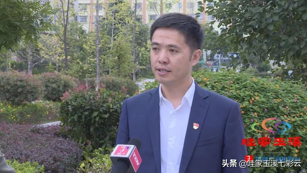 小学生环保时装秀的衣服怎么做,小学生环保时装秀方案