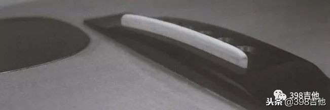 木吉他常见问题,木吉他瑕疵怎样修理