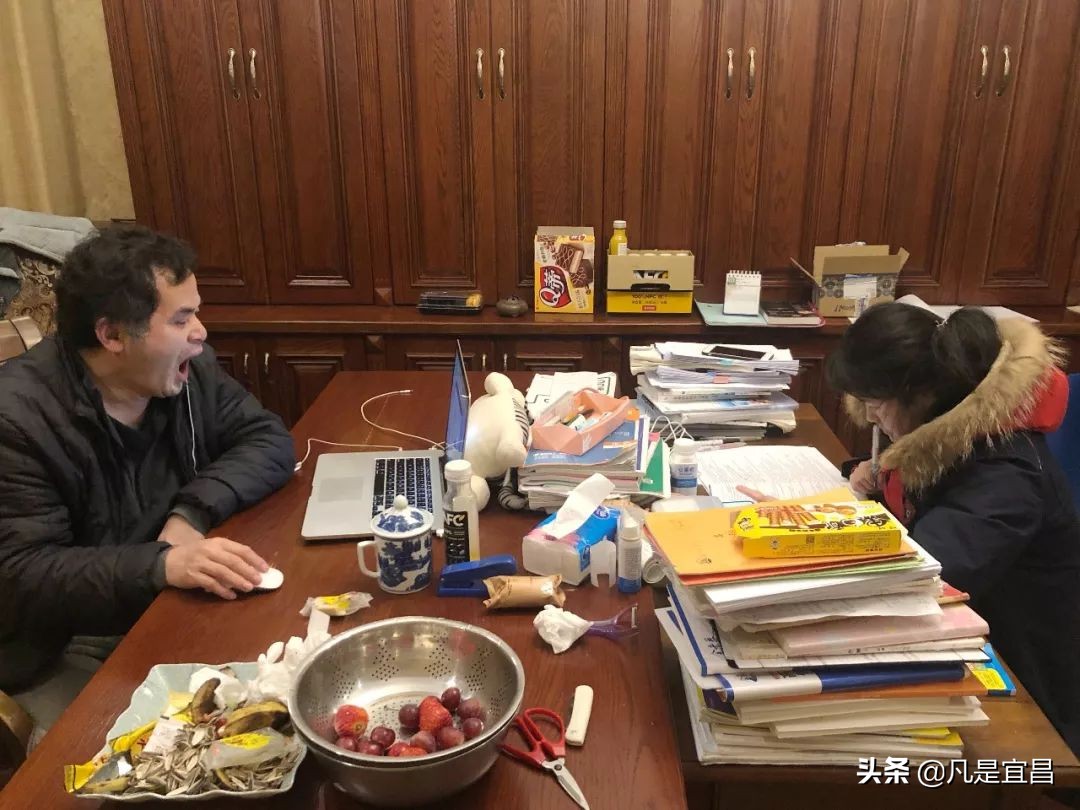 战疫情202002022020现时共存