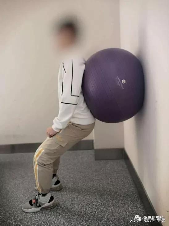 髌骨习惯性脱位手术多少钱,髌骨习惯性脱位韧带重建术