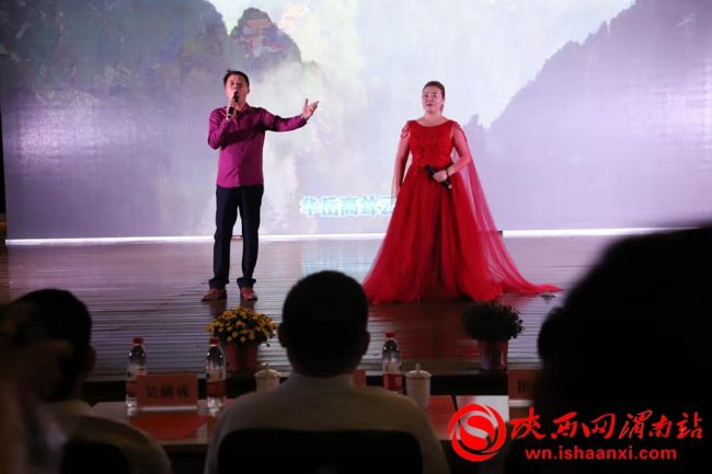 外国友人参观博物馆,渭南外国友人