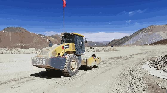 都挺好土拨,徐工双缸压路机的优缺点