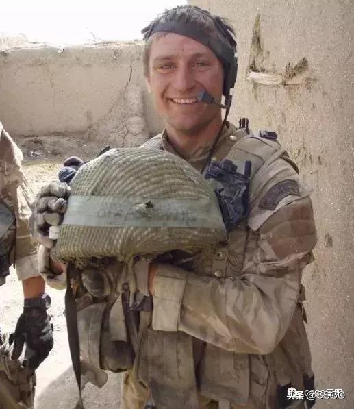 csgo闪光弹被人挡住了还会被闪吗,csgo与现实对比