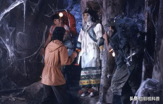 精选林正英十部经典僵尸片，僵尸片的开山祖师，致敬僵尸道长英叔