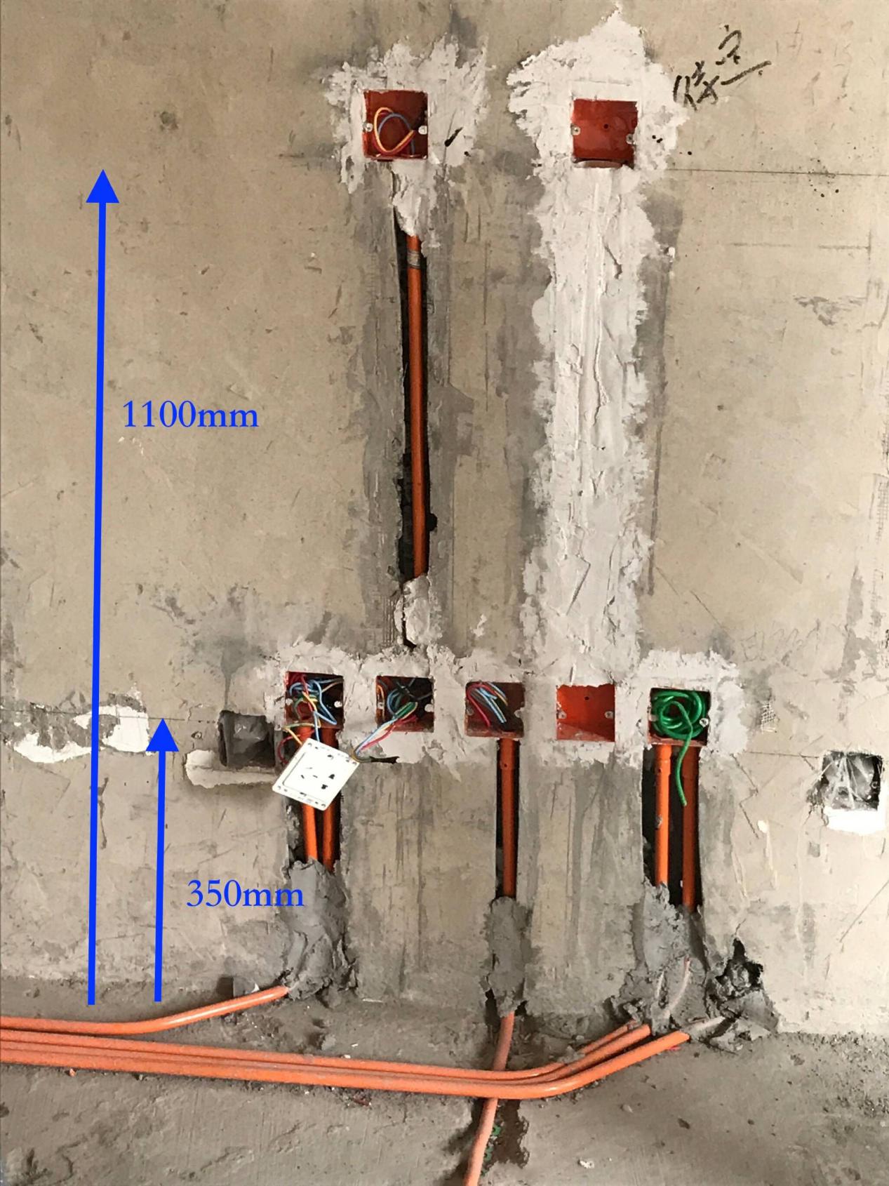 客厅壁挂电视插座高度标准示意图,家装客厅电视插座多高比较合适