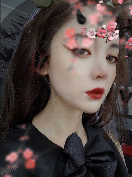 古力娜扎大额头妆容,古力娜扎万圣节