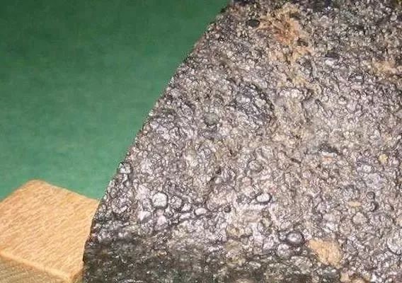 陨石收藏前景谁来把关,陨石有价值吗陨石到底值不值钱