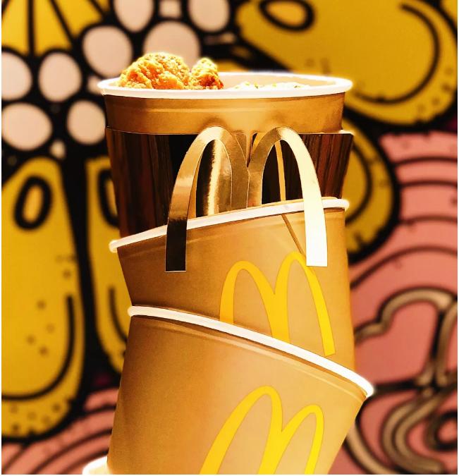 麦当劳金桶买一送一名字带金,麦当劳2024第一桶金套餐有啥