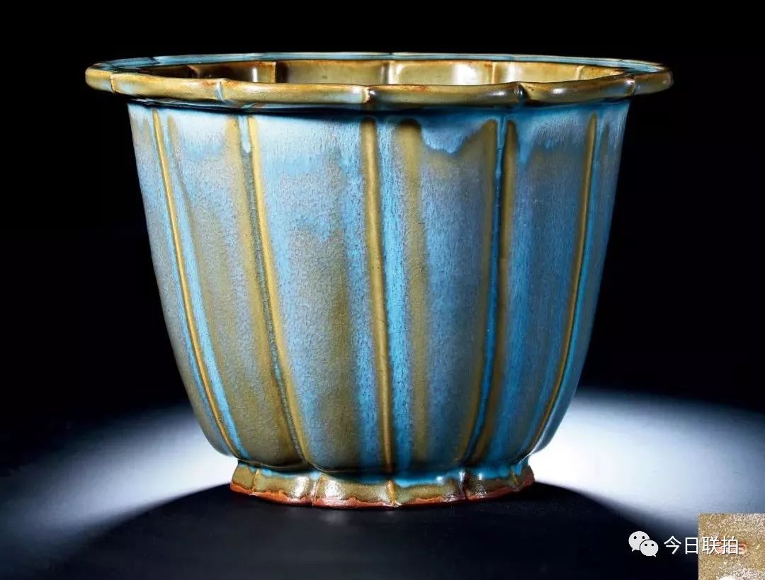 宋代关公铜像价格,关公陶瓷佛像19寸