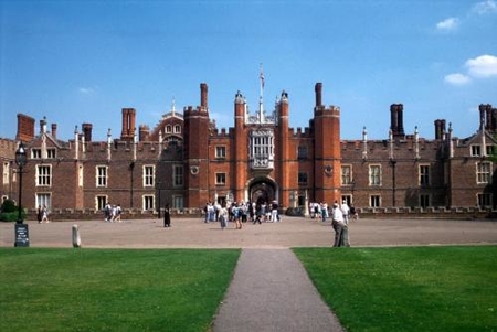 金斯顿大学硕士专业介绍,金斯顿大学艺术学院世界排名