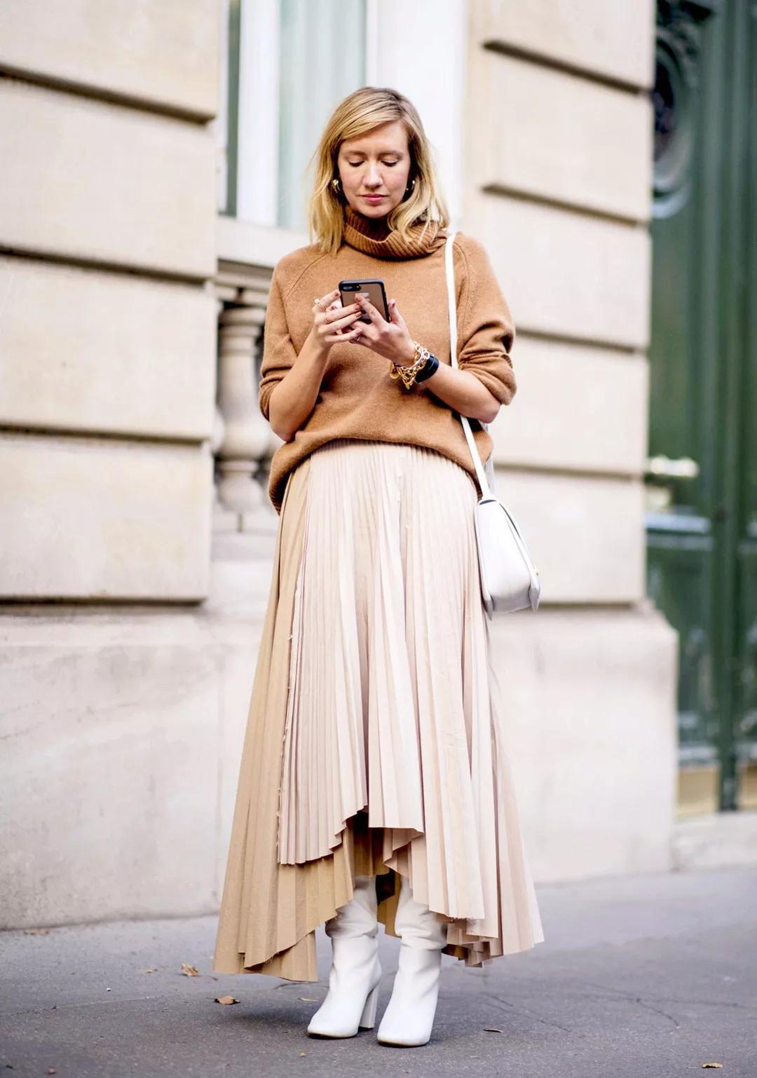 秋冬用好奶茶色穿出高级感,显白的奶茶色让你气质甜美高雅