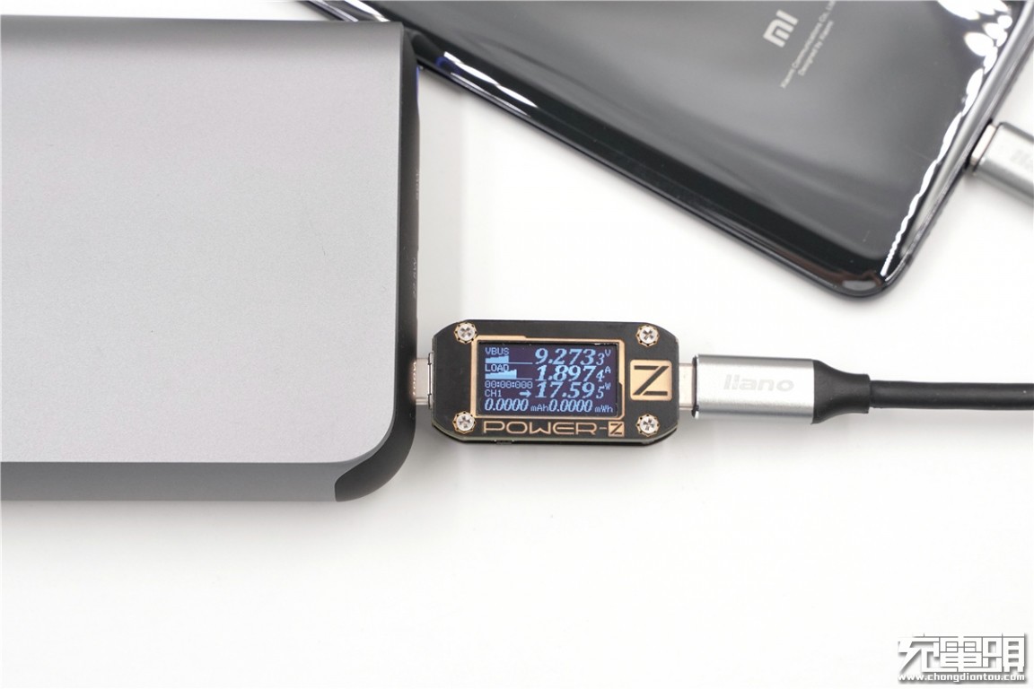 绿巨能充电器快充测评,绿巨能22.5瓦充电器