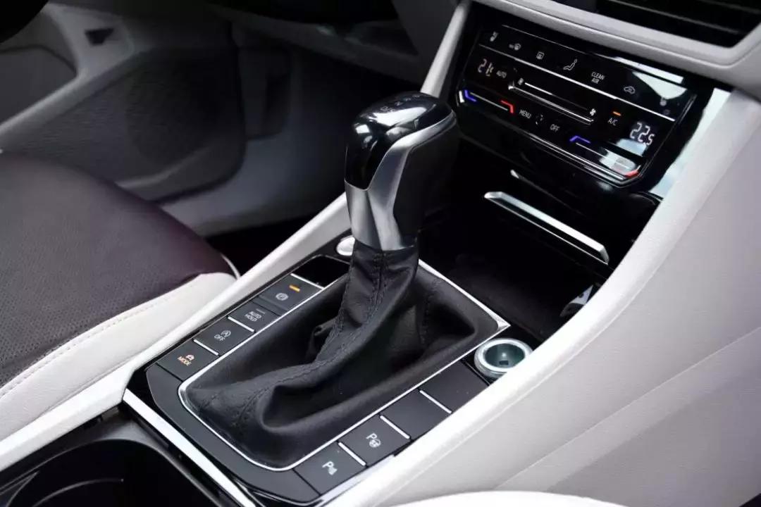 无招胜有招！没有短板的全能选手体验全新速腾280TSI