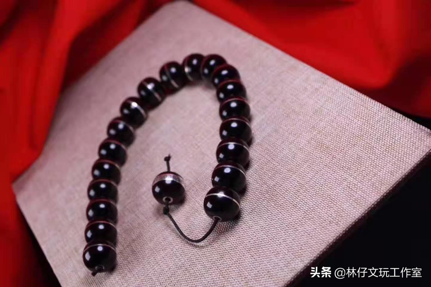 椰蒂手串原生态还是手工磨的好,椰蒂108颗手串佩戴图解