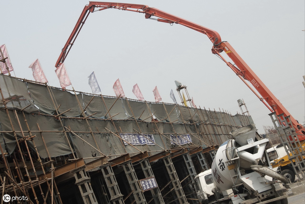 道路施工合同集锦15篇,关于道路施工安全责任书范本