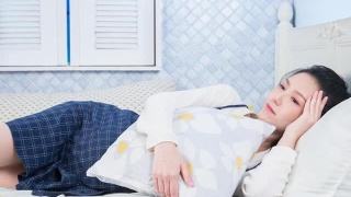 孕晚期小腿肚抽筋吃什么钙片好,孕晚期感觉肚子酸酸痛的怎么回事