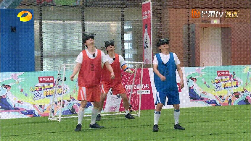 元气满满的哥哥杨洋魔性动作,元气满满的哥哥杨洋空中一字马