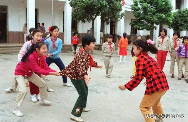 80年代的童年游戏回忆的视频,童年玩过的那些经典游戏