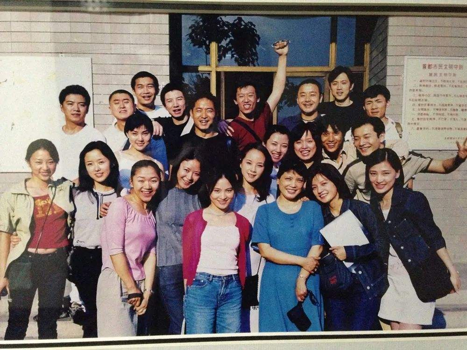 赵薇19岁到44岁的容颜变化,42岁赵薇出席盛典视频