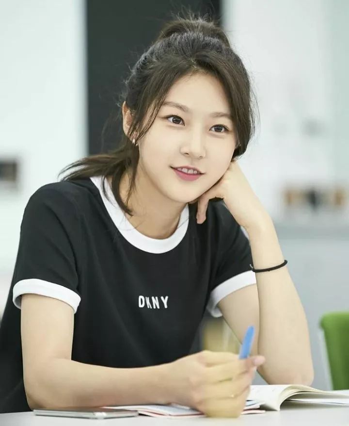 十月开播的韩剧，一个月的笑点要被这部剧承包