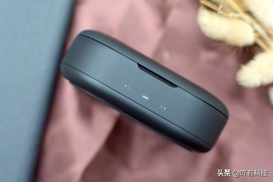 閰锋垜x1,閰锋垜鏃犵嚎鑰虫満x1