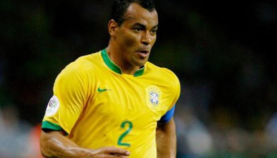 足坛史上十大10号巨星排名,世界足坛史上十大18号球员