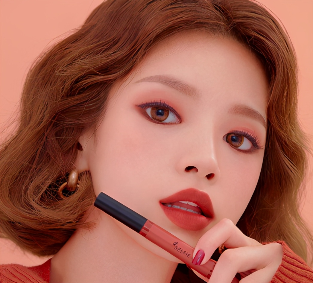 百元内的8支平价口红,曾被美国彩妆杂志推荐过的唇釉才38