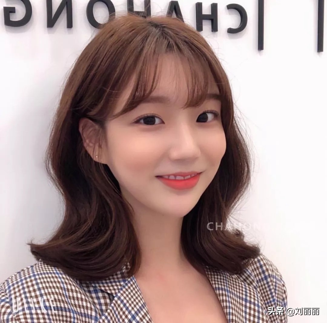 最新流行的锁骨发型,永不过时的发型