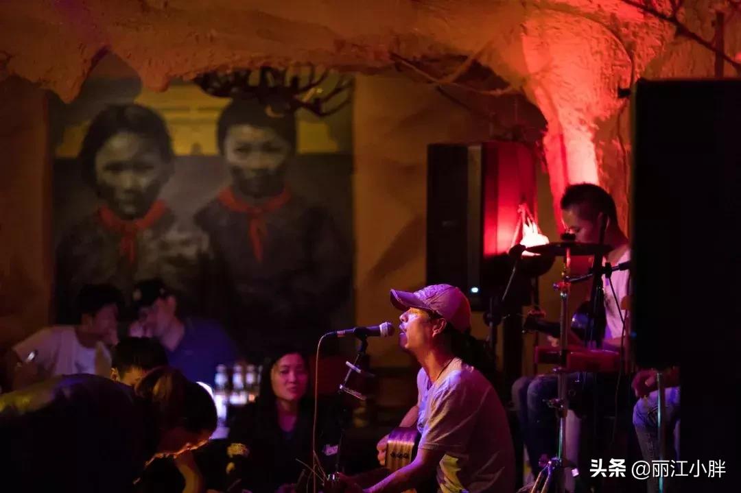 又回到十年前的丽江,十年后再回来有人认识你吗