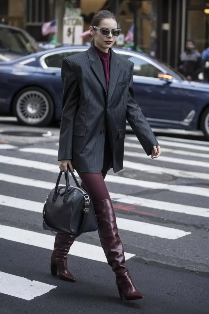 靴子穿搭技巧小视频,靴子穿搭小技巧