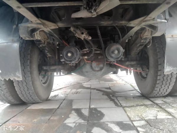 能拉一吨货又能拉人的柴油车,能拉能跑面包车