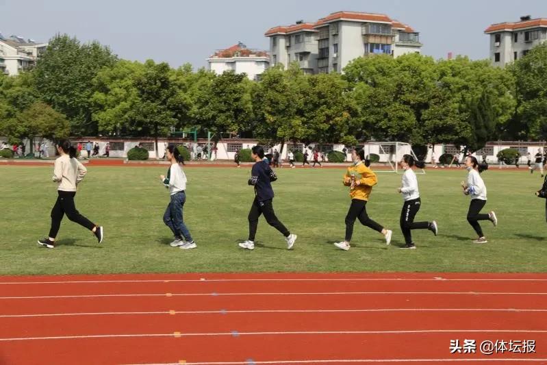 宁波镇海中小学恢复教学,复课后高中体育课