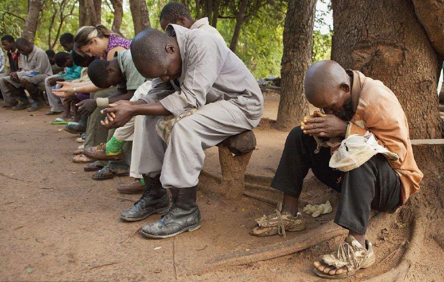 汶川地震全世界最穷的国家,最穷国家援助中国汶川