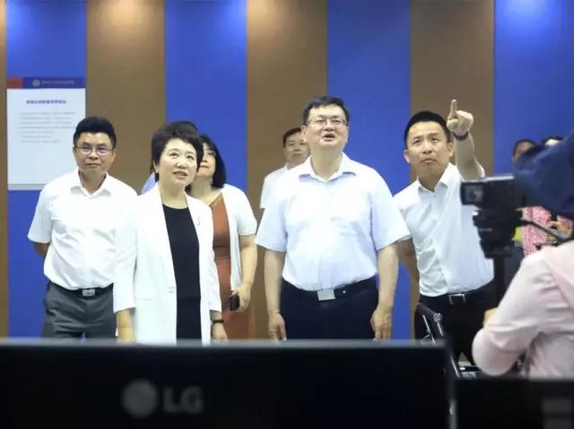 王平上海市教委,上海教委王平